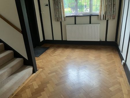 Woodcote valley road, CR8, Property for rent - Photo 5