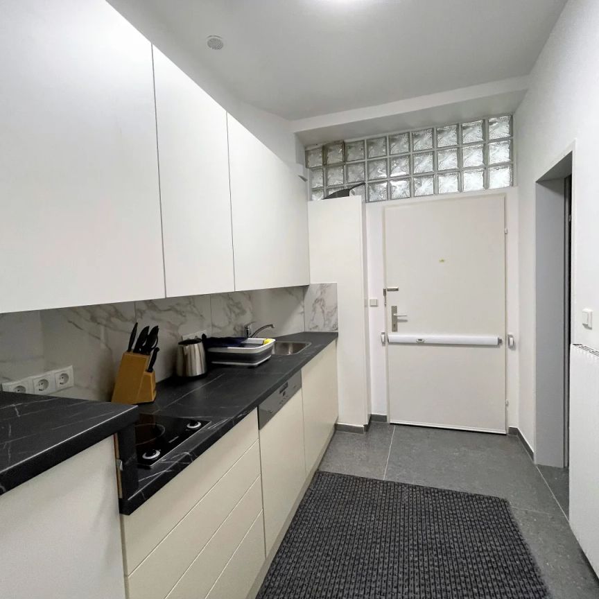 Furnished apartment on short-term * ALL-IN RENT * ab Mitte März 2026! - Photo 1