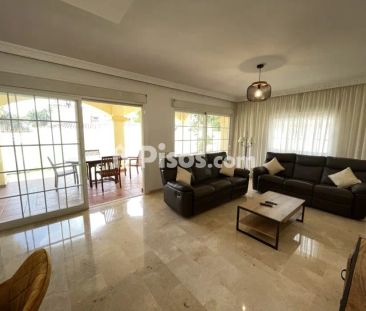 Casa en alquiler en Las Chapas - Foto 2