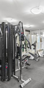 Light-Filled and Spacious Two-Bedroom Apartment - Photo 4