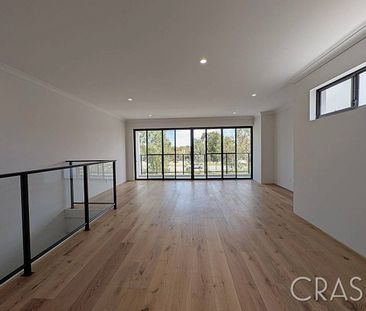 3x2 House in Wanneroo Myella Estate - fully ducted aircon - Photo 5