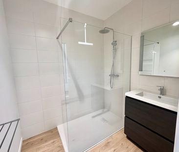 Ruim gerenoveerd 1-slpk appartement met terras - Photo 5