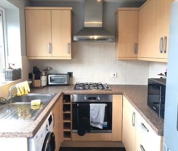 2 bedroom semi-detached house to rent - Photo 5