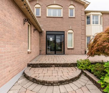 For Lease - 377 Ray Lawson Boulevard, Brampton, Ontario - Photo 6