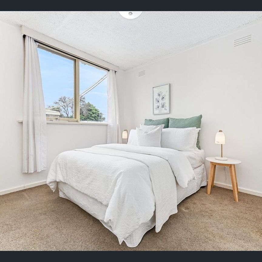 Boutique Apartment Living in the Heart of Burwood East’s Best - Photo 1