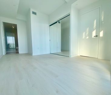For Lease - 3900 Confederation Parkway Unit# 3804, Mississauga, Ont... - Photo 3