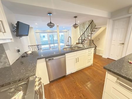 For Lease - 47 Melgund Road, Toronto, Ontario - Photo 3