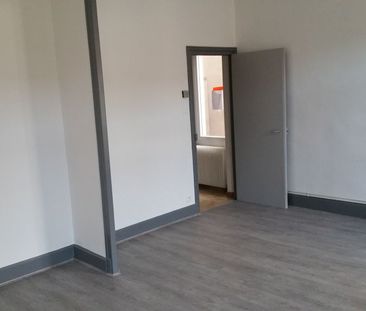 Location Appartement 2 pièces 48m² - Photo 4