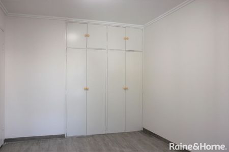Renovated 2 Bedroom Unit - Photo 2