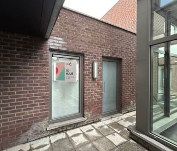 Ruim centraal appartement gelegen in Peer centrum - Photo 5