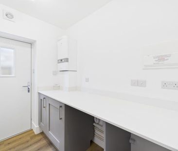 Ermin Street, Brockworth, Gloucester - Photo 6