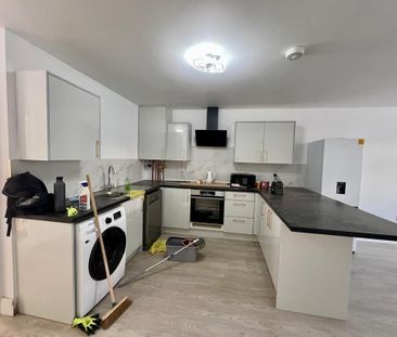 2 bedroom maisonette to rent - Photo 5