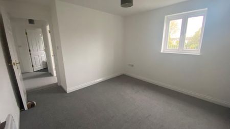 Brook View, Northampton, Grange Park - Photo 2