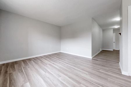 For Lease - 362 Elgin Court Unit# 3, Oshawa, Ontario - Photo 3