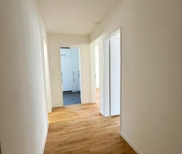 Luminous and modern 3.5-room apartment in the center for rent - Photo 6