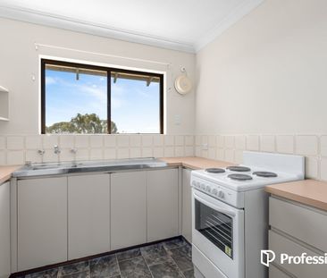 2x Bedroom - 1x Bathroom Apartment in Rivervale! - Photo 4