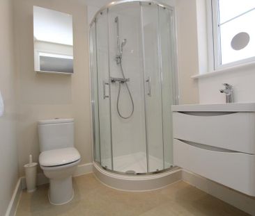 2 bedroom apartment to rent - Photo 6