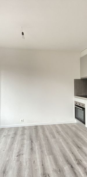 Ideal studio for a small budget - Photo 1