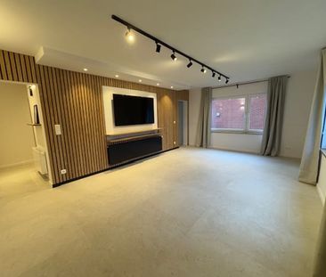 Appartement te huur - Foto 1