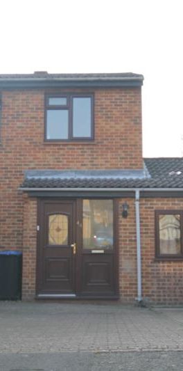 Corby Drive, Englefield Green, Egham, Surrey, TW20 0SD - Photo 1