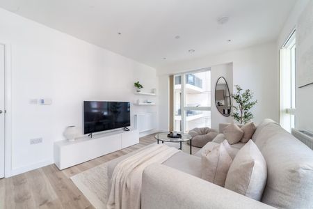 1 Bed Flat, Nine Elms, SW11 - Photo 2