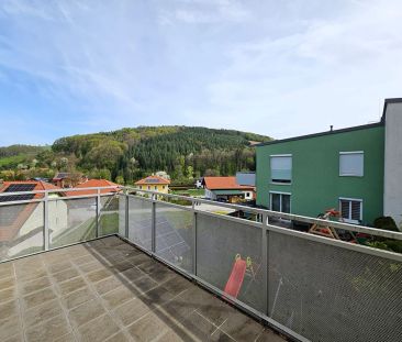 *** TOLLE BALKONWOHNUNG *** HEIZUNG: PELLETS / WARMWASSER: SOLAR **... - Foto 1