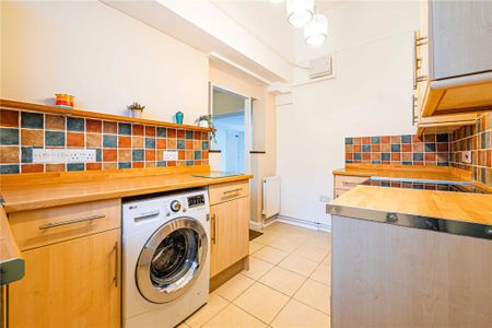 1 bed Flat for rent - Photo 4
