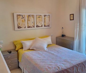 952752 - Apartment for rent Elviria, Marbella, Málaga, Spain - Photo 4