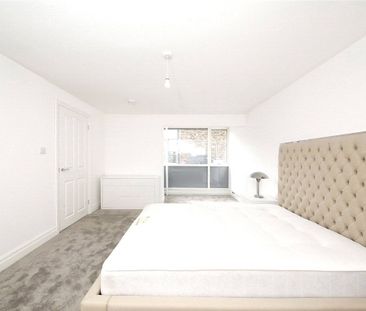 Woodside Mews, Hermitage Lane, London, SE25 - Photo 3