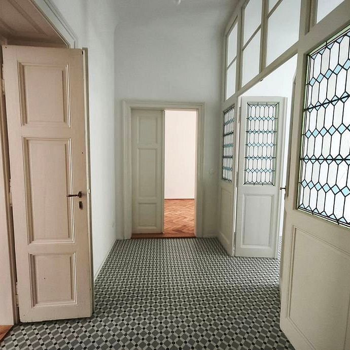 Pronájem bytu 3+1 105 m² - Photo 1