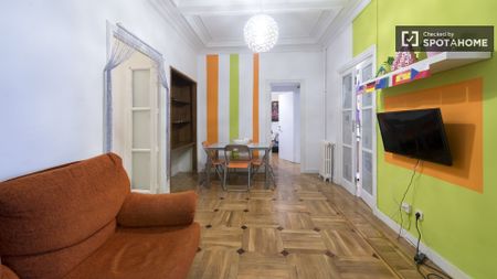 madrid, Community of Madrid 28013 - Photo 2