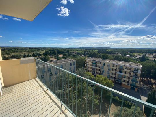 « SORGUES - APPARTEMENT T3 67.22 M² AVEC TERRASSE » - Photo 1