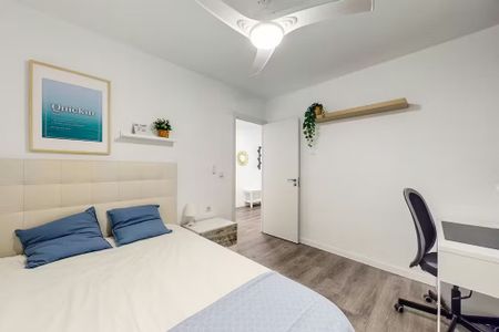 Carrer del Monestir de Poblet, Valencia, Valencian Community 46015 - Photo 2