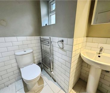 3 bedroom apartment to rent - Photo 5