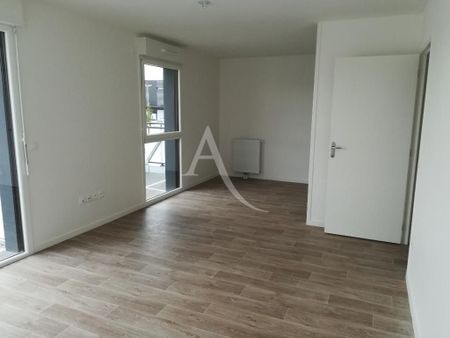 Location Appartement 3 pièces 65m² - Photo 2