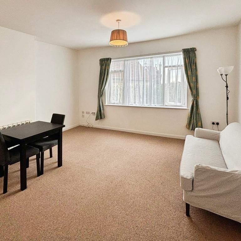 1 bedroom flat to rent - Photo 1