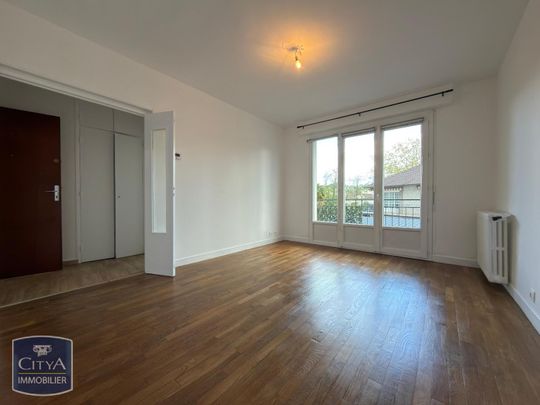 Location Appartement 2 pièces 45m² BRIVE LA GAILLARDE 19100 - Photo 1