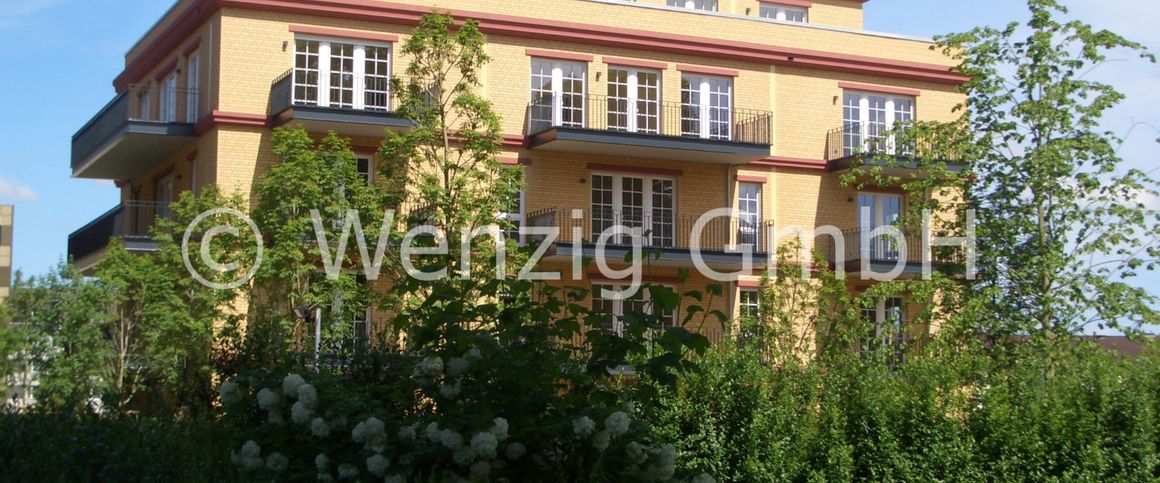 Gehobene 3-Zimmer-Penthouse-Wohnung (ca. 97m²) mit umlaufender Dachterrasse im Beaufort-Haus - Photo 1