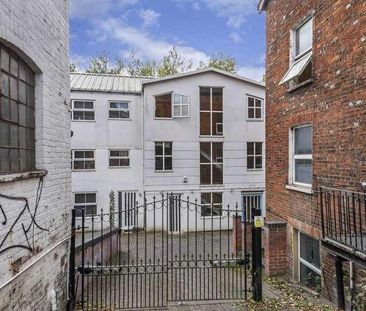 Wye River Studios, Buckinghamshire, HP11 - Photo 3