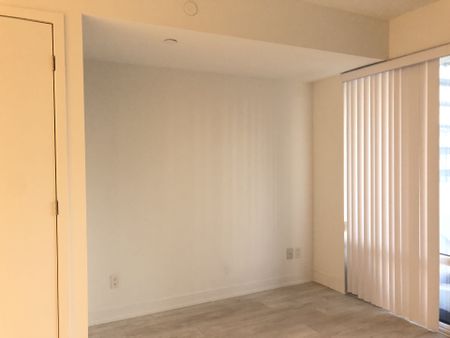 For Lease - 501 Yonge Street Unit# 901, Toronto, Ontario - Photo 3