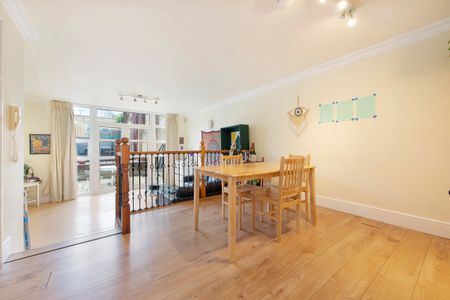 Victoria Mews, Queens Park, NW6 - Photo 3