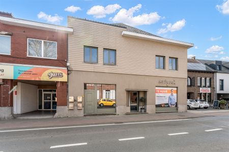 HANDELSPAND 111M2 MET WOONST 199M2 OP PERFECTE LOCATIE MET ENORME VISIBILITEIT! - Photo 4