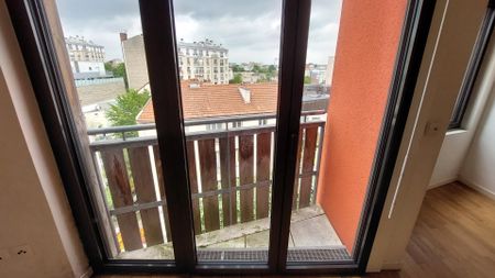 location Appartement T2 DE 26.7m² À MONTREUIL - Photo 5