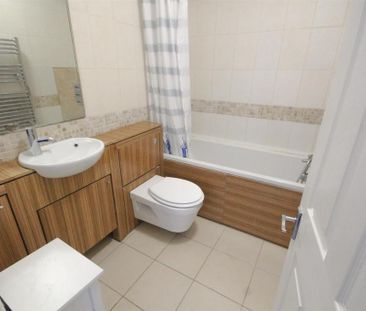 2 bedroom flat to rent - Photo 6