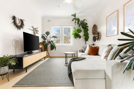 9/126 Edgecliff Road, Woollahra, NSW 2025 - Photo 2