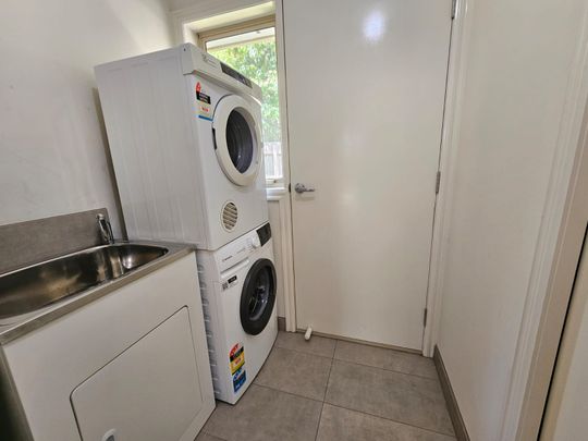 3/7 Holland Court, Oakleigh VIC 3166 - Townhouse For Rent | Domain - Photo 1