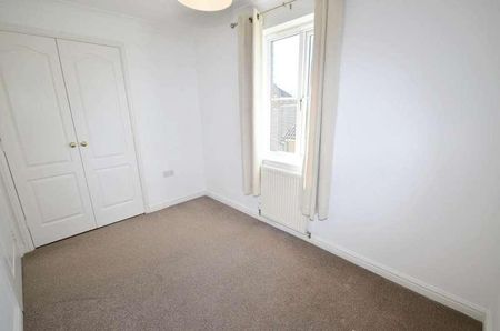 Defiant Road, Norwich, NR6 - Photo 3