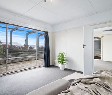 Coastal Charm in Opossum Bay - Photo 6