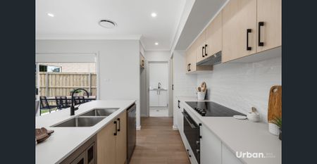 Beautiful Family Home in the Heart of Box Hill - Photo 3