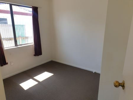 Flaxmere Avenue , Flaxmere - Photo 5